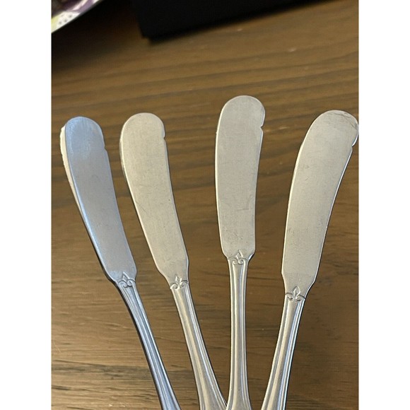 4 Butter Knives Spreader Next Day Gourmet Heavy Shell Japan Stainless 6 1/8" - Picture 3 of 6